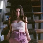 Anna Kendrick Instagram - should I just sit out or come harder