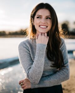 Anna Kendrick Instagram - She’s in a good mood