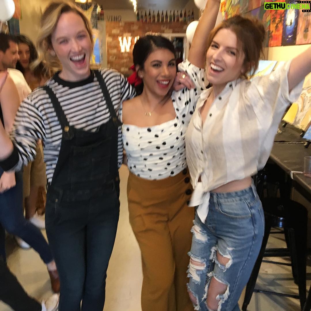 Anna Kendrick Instagram - mad cheesy 😍😍. Obsessed with you @chrissiefit
