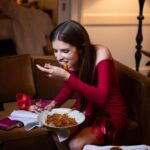 Anna Kendrick Instagram - I’m not sure @cushnie would appreciate this picture but I consider carbohydrates sacred and I promise I didn’t let a morsel get anywhere but in my face. 🍝🍝🍝🍝✨✨✨✨