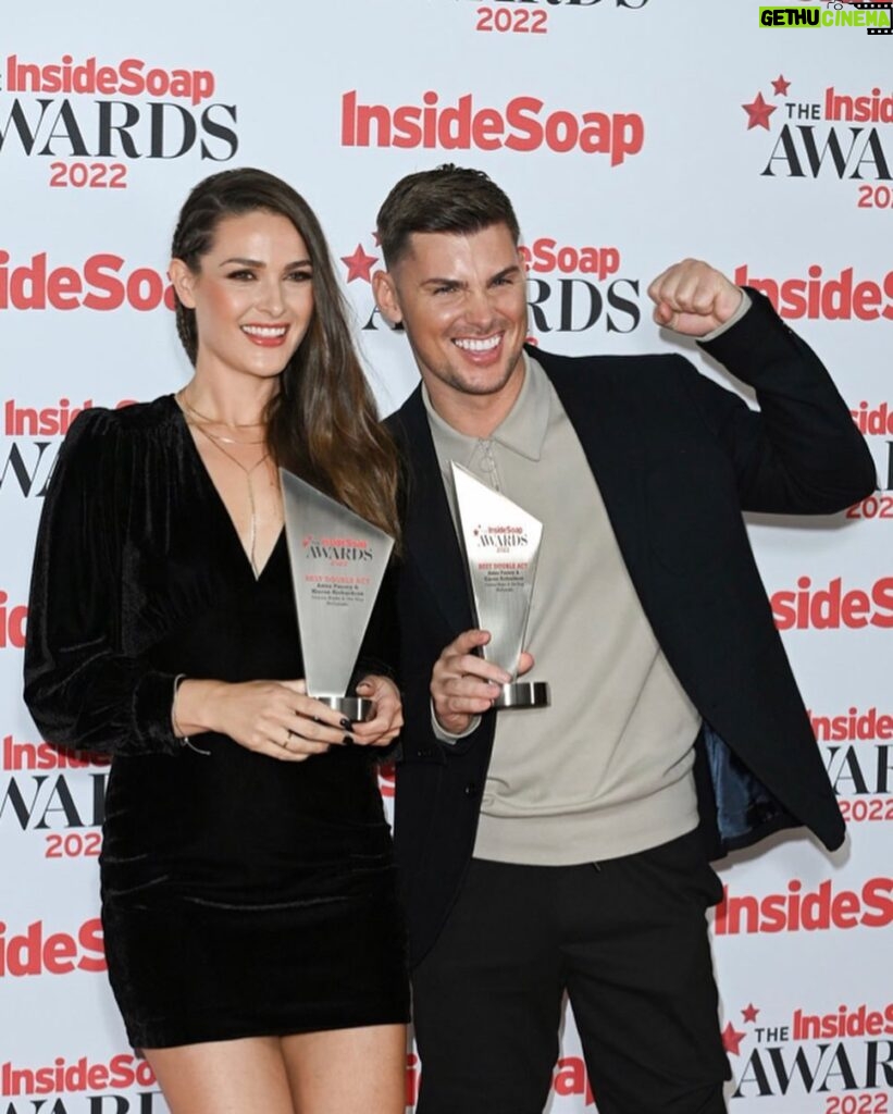 Anna Passey Instagram - What a gorgeous evening 🤍 Thank you @insidesoapmagazine for this lovely partnership award. Apparently you gorgeous lot really went for it on the voting front 🤍 So a big THANK YOU for taking the time. Kierhun-thanks for being an absolutely heavyweight of an actor and a joy of a human to be around, J’adore you. @mrkieronrichardson are having THE MOST FUN working together, and we are so thrilled you guys are enjoying it. Nice one @hollyoaksofficial for writing such fun stories for us, we are very grateful. Also thank you @georgiamorls for getting me ready, you are so creative, I loved this look 🥰