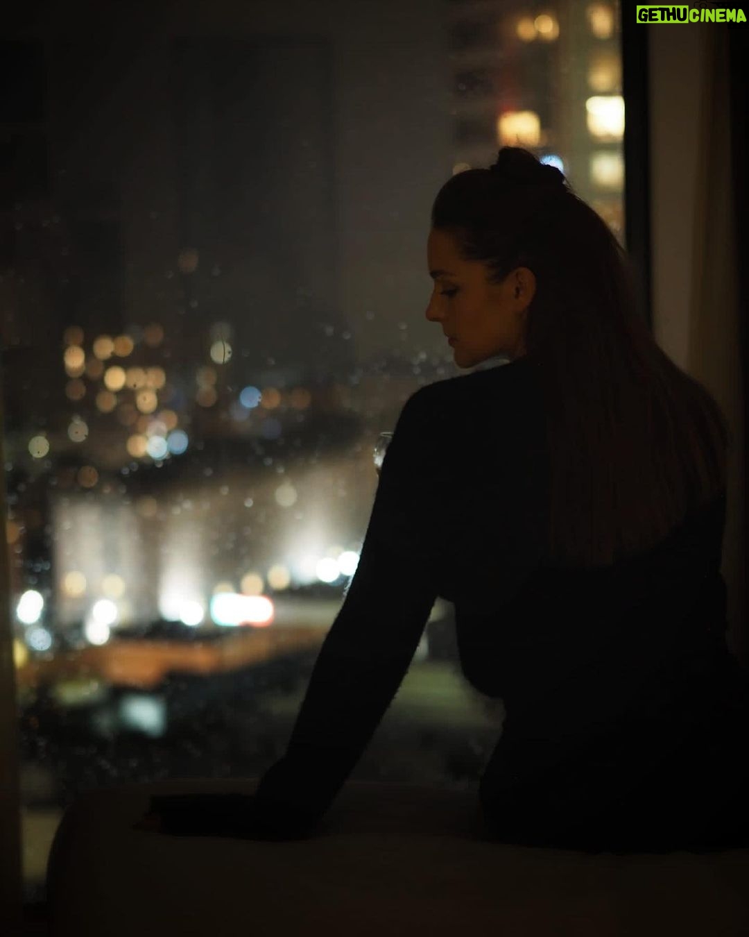 Anna Passey Instagram - We recently partnered our @kipcandleco with @innside_by_melia_uk @innside_by_melia creating a beautiful bespoke scented diffuser for their gorgeous Docklands Condo Suite in Liverpool. We went for a little stay over at the Condo to celebrate and take in the epic views. @kylepryor