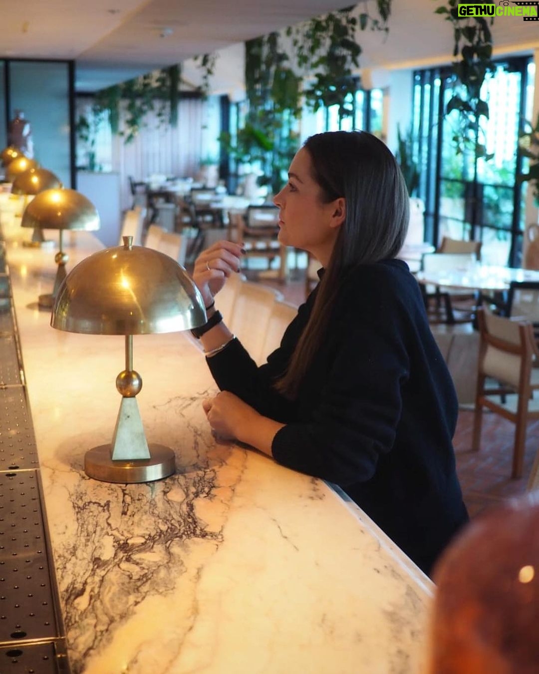 Anna Passey Instagram - We had our very first stay at @onehundredshoreditch this weekend, and I loved it so much I’d like to move in thank you. Perfect location for us, and interiors so dreamy I want to redecorate our house now. Thank you so much for having us, we will be back again soon 🤍 #prdiscount One Hundred Shoreditch