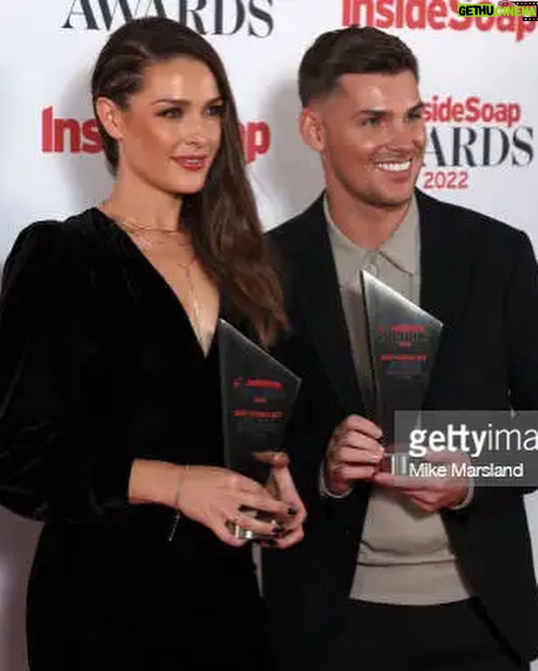 Anna Passey Instagram - What a gorgeous evening 🤍 Thank you @insidesoapmagazine for this lovely partnership award. Apparently you gorgeous lot really went for it on the voting front 🤍 So a big THANK YOU for taking the time. Kierhun-thanks for being an absolutely heavyweight of an actor and a joy of a human to be around, J’adore you. @mrkieronrichardson are having THE MOST FUN working together, and we are so thrilled you guys are enjoying it. Nice one @hollyoaksofficial for writing such fun stories for us, we are very grateful. Also thank you @georgiamorls for getting me ready, you are so creative, I loved this look 🥰