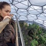 Anna Passey Instagram - Happy New Year! (I am late, but I’ve been having too much fun in not enough days!) Wishing you all a great year ahead 💫