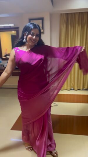 Anna Rajan Instagram - #viral  #viralcaption  #actress #saree #sareelove #sareefashion #annaspeeks #lichy #smile #rising #heart #loved #star #fighter