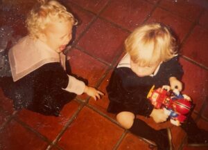 Annabelle Dexter-Jones Instagram - HBD to my oldest dearest friend @theo123456

Cc: @janewenner @anndexterjonesdesign