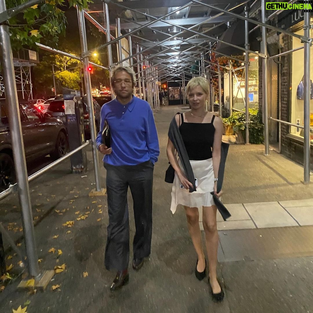 Annabelle Dexter-Jones Instagram - Pumpkin spice killah Mars 2112