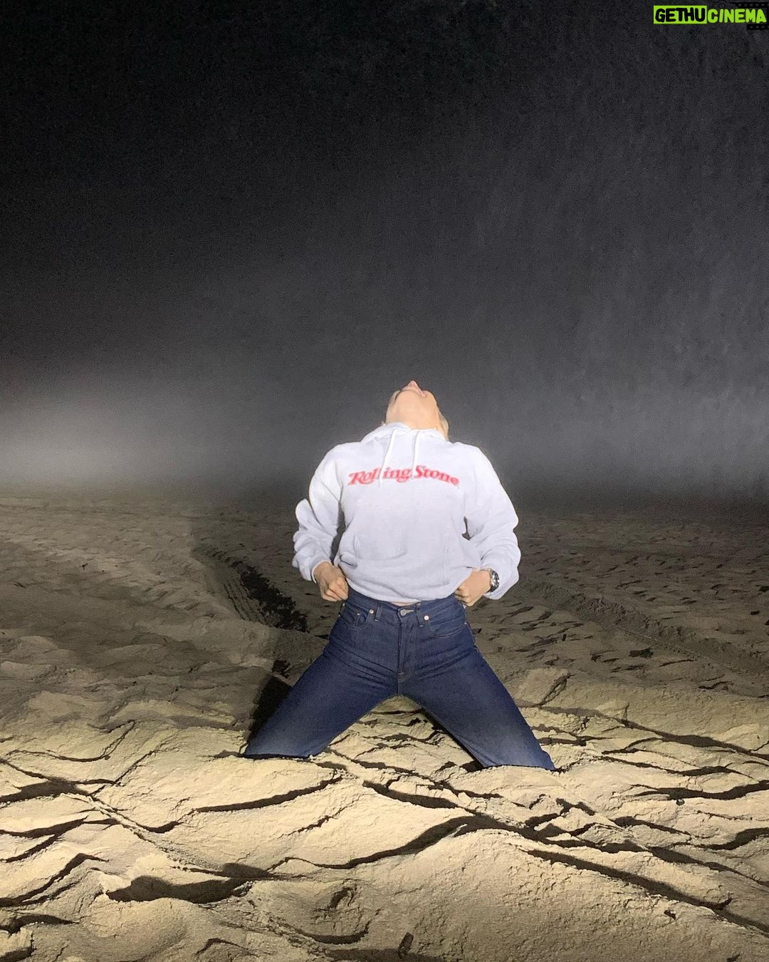 Annabelle Dexter-Jones Instagram - Mist opportunity