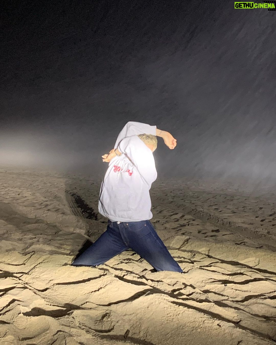 Annabelle Dexter-Jones Instagram - Mist opportunity