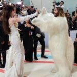 Anne Hathaway Instagram - Thank you so much to the birthday girl @donatella_versace for having me last night! It was a great evening with even greater friends in a custom dress by @versace with incredible jewels by @bulgari. Thank you so much to the incomparable Anna Wintour and the entire team at @voguemagazine. And Happy Birthday Donatella!!!! #metgala