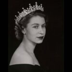 Anne Hathaway Instagram - Queen Elizabeth II possessed a gentle and towering strength marked by her unwavering devotion to duty. I personally found her constancy and humility deeply inspiring. Hers was an extraordinary reign, and I wish her a peaceful rest. My deepest sympathy to her family, her beloved citizens, and to all who mourn her passing.
