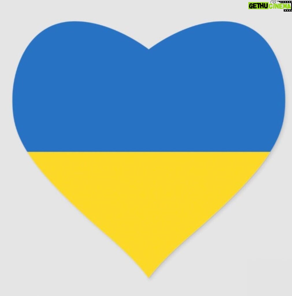 Anne Hathaway Instagram - Peace is a human right. Please join me in donating to @redcrossukraine, @unicef, and @savethechildren (and/or wherever you can). I am sending my ongoing, heartfelt prayers to the people of Ukraine. #istandwithukraine
