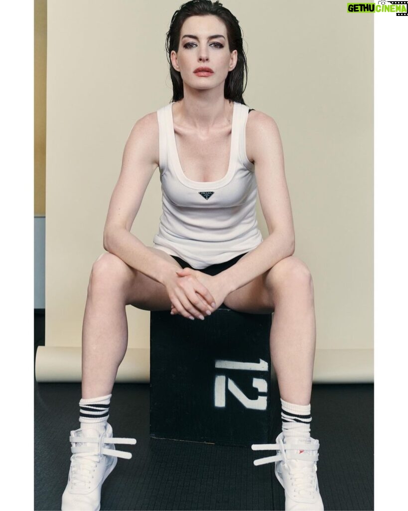 Anne Hathaway Instagram - Mood swing. @interviewmag #workit