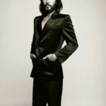Anne Hathaway Instagram - Thank you #emmymagazine for having @jaredleto and I on your cover to talk #wecrashed! First three episodes streaming now on @appletvplus 🍏