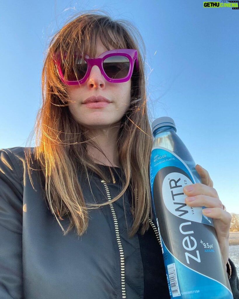 Anne Hathaway Instagram - Plastic free is best when possible, but what about when it’s not? It’s a question that keeps me up at night (I’m not kidding), so please allow me to tell you about a company Adam and I have decided to invest in called #ZENWTR. Each @drinkZENWTR bottle is made from up to five ocean-bound plastic bottles*, which means less unnecessary virgin plastic created in our world. This also means that, over time, a tremendous amount of plastic will be kept from reaching and polluting the ocean-the company aims to “rescue”, recycle, and reuse 50 million pounds of plastic by 2025. Make no mistake, this is not a magic bullet solution and I am not trying to greenwash you; plastic should still be avoided whenever possible. But in our imperfect world where plastic water bottles are seemingly inevitable-and for some, a very important necessity-I’m so relieved there is now a more sustainable option while we develop better solutions. *check out @drinkzenwtr for more information.
