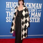Anne Hathaway Instagram - Last night I was lucky enough to witness the explosion of joy that was the opening night of #TheMusicMan on Broadway! Congrats to all involved and hats off to my wonderfully talented (and just plain wonderful) friend @thehughjackman! Thank you Barry Diller for an incredible evening. Photo Credits: 1. Sara Krulwich / @nytimes 2. Julieta Cervantes 3. Bruce Glikas / FilmMagic