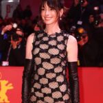Anne Hathaway Instagram - 🖤 Danke @berlinale 🖤 #shecametome