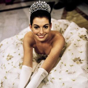 Anne Hathaway Instagram - Miracles happen… Happy 20th Birthday to #theprincessdiaries, AKA the film that launched a thousand sleep overs 👑