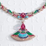 Anne Hathaway Instagram - “With its intricate mosaic design inspired by the Mughal Empire, the Oriental Mosaic necklace symbolizes bold magnificence. It makes you feel as only Bulgari High Jewelry can.” Starring @annehathaway Shot by @davidsimsofficial Video making-of by @atravisio Directed by @maxim.derevianko Music by @guazzonemarco #Bulgari #BulgariHighJewelry #BulgariMediterranea #MagnificenceNeverEnds