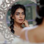 Ansha Mohan Instagram – Dreamy💜🤍

.

Costume @sole_by_sooryasankar 
Styling @soorya____sankar 
Makeover @makeoverbyhayahakeem_ 
Camera @rijil_kl 
Location @sugarsisters4u 

#fyp
