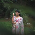 Ansha Mohan Instagram - നിറാമയം l🌸 . Wearing @garggyboutique Makeover @nashash_makeover Photography @aswal_shaji . #photo #photoshoot #photooftheday #instagood #instamood #instadaily #ootd #ootdshare #outfitoftheday #streetstyle #trend #photography #lookbook #goodhairday #photomood #shootmode #fashion #fashioninspo #style #styleinspo #girlpower #styleicon #fashionable #fashionnova #fashionblogger #styleblogger