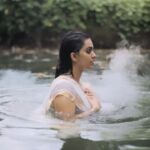 Ansha Mohan Instagram - Peek behind the camera lens as we bring NIRAMAYAM to life #niramayam Costume courtesy @garggyboutique Makeover @nashash_makeover #fyp #trending Thrissur district