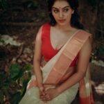 Ansha Mohan Instagram – ചന്ദ്രകല🌙

Photography @rd_stories93 
Saree @_redpalm 
Makeover @nashash_makeover 

.

#photo #photoshoot #photooftheday #instagood #instamood #instadaily #ootd #ootdshare #outfitoftheday #streetstyle #trend #photography #lookbook #goodhairday #photomood #shootmode #fashion #fashioninspo #style #styleinspo #girlpower #styleicon #fashionable #fashionnova #fashionblogger #styleblogger