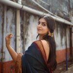 Ansha Mohan Instagram – கண்ணகி🤍

.
Photography @rd_stories93 
Saree @kanchi_cottonsarees 
Makeover @nashash_makeover
Jwels @nashashrentaljewellery