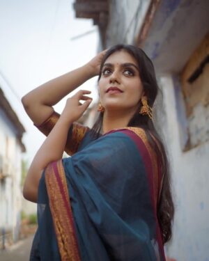 Ansha Mohan Instagram - கண்ணகி🤍

.
Photography @rd_stories93 
Saree @kanchi_cottonsarees 
Makeover @nashash_makeover
Jwels @nashashrentaljewellery