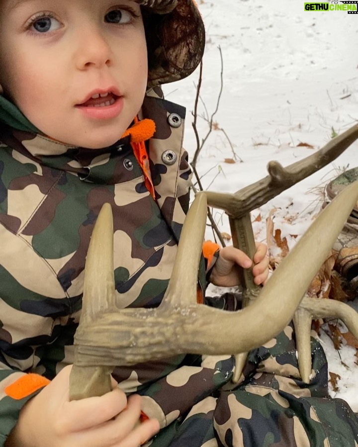Anthony Carelli Instagram - In 2022 this fun little boy turned into an even funner little man! First video is Jan 22, last two images are recent. My appreciation and gratefulness are off the charts, I’m consciously so thankful every single day! I’m living the dream for real. Woodland Beach