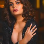Anupama Agnihotri Instagram - Eyes that speak volumes. @clicksart_versatile @clicksart_photography @ashtagindia @maujjarestobarparle @_groom_to_bloom_ @makeup_n_hair_by_sujata @mirayajewelsofficial #look #looks #reelsinstagram #photo #fyp #sections #anupmaagnihotri #instadaily #insagram #
