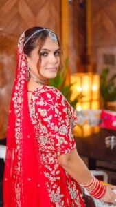 Anupama Agnihotri Instagram - ♥️ @makeover_rituu @paaneri_dadar #look #looks #section #lookbook #looks #teamlfg