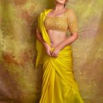 Anupama Agnihotri Instagram - Indian fashion is a complex saree of glamour, modesty and seduction. @samirafashionofficial @labelheenabafna @shotbysaurabh @sara_makemeup_academy #look #looks #lookbook #ootd #potd #style #sections #teamlfg #instadaily #instamood #anupmaagnihotri #saree #