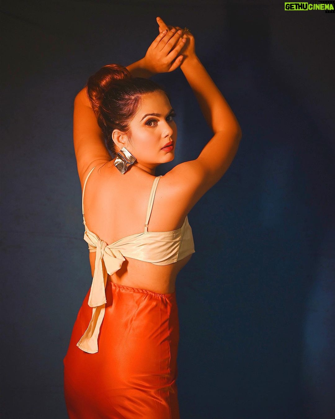 Anupama Agnihotri Instagram - Trying new things and letting go of fear. What a relie 📸 @fashion_btphotography Wearing @srstore09 Mua @sara_makemeup_academy #look #looks #sections #teamlfg #photo #photoshoot #instadaily #style #instamood #anupmaagnihotri #model #actorslife #photodaily #foodphotography