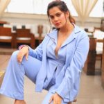 Anupama Agnihotri Instagram - Ah, a perfectly captured 📸 @the_pixeleyes Stylist: @style_deintrepide Outfit: @poppyflower.in Makeup: @kanak.hmua Location: @truetrammtrunk & @puneetgidwani #instagram #instalook #look #looks #sections #photo #photographylovers #teamlfg #style #lookbook
