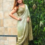 Anupama Agnihotri Instagram - 🍃 Mua & hair @makeover_rituu & @savali_ch Outfit @bawreefashions Location @invisiblegastronomybar #look #looks #sections #instadaily #teamlfg #instamoment