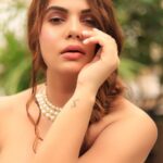 Anupama Agnihotri Instagram - 🌻 Photographer: @the_pixeleyes Stylist: @style_deintrepide Outfit: @laiba.couture Makeup: @kanak.hmua Location: @truetrammtrunk & @puneetgidwani #look #looks #sections #yallow #vibes #vibe #teamlfg #look #lookbok #instadaily #insta #anupmaagnihotri#instalike #