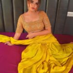 Anupama Agnihotri Instagram - 🌻 @samirafashionofficial @labelheenabafna @shotbysaurabh @sara_makemeup_academy #look #looks #sections #instapost #ınstagood #teamlfg #style #saree #lookbook #anupmaagnihotri