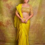 Anupama Agnihotri Instagram - Indian fashion is a complex saree of glamour, modesty and seduction. @samirafashionofficial @labelheenabafna @shotbysaurabh @sara_makemeup_academy #look #looks #lookbook #ootd #potd #style #sections #teamlfg #instadaily #instamood #anupmaagnihotri #saree #