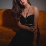 Anupama Agnihotri Instagram - 😍 @labelheenabafna @shotbysaurabh @sara_makemeup_academy #look #lookbook #looks #sections #style #fashionnova #teamlfg #instagram #instapost #anupmaagnihotri