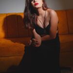Anupama Agnihotri Instagram - 😍 @labelheenabafna @shotbysaurabh @sara_makemeup_academy #look #lookbook #looks #sections #style #fashionnova #teamlfg #instagram #instapost #anupmaagnihotri