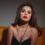 Anupama Agnihotri Instagram - 😍 @labelheenabafna @shotbysaurabh @sara_makemeup_academy #look #lookbook #looks #sections #style #fashionnova #teamlfg #instagram #instapost #anupmaagnihotri