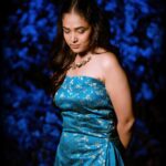 Anupama Gowda Instagram - Sunday blues 😀💙 Suvarna jackpot @starsuvarna 💙 Outfit: @shreevaraadesignstudio Styling: @tejukranthi Assisted by: @khushi_jagadisha Jewellery: @thedesisoul MUA: @makeover_by_rohiniaarya @makeoverwith_vandana PC: @raghavstudios Bangalore, India