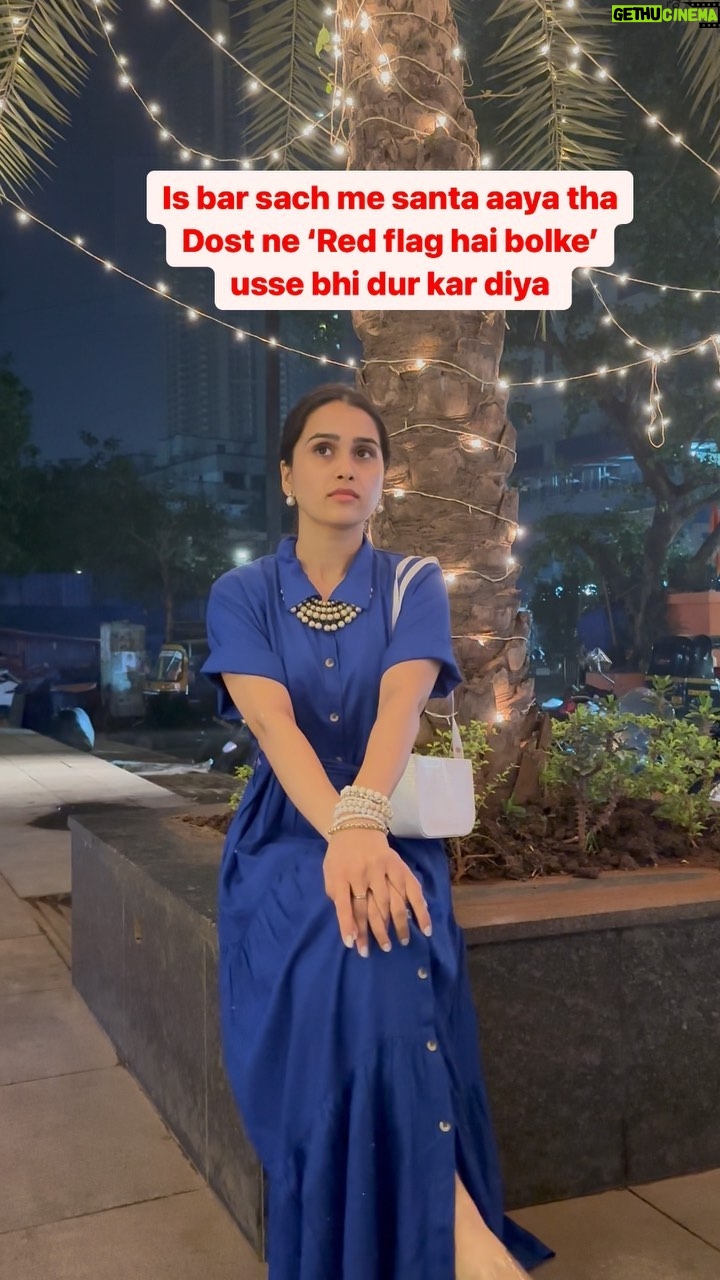 Anushka Kaushik Instagram - A friend in need is a friend indeed🥲. . . . #friends #friendship #anushkasharma #anushkakaushik