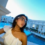 Anushka Merchande Instagram - Touristyy💌🎀 #anushkamerchande #actress #doha #qatar #foryou #explore #instagood Place Vendôme, Lusail - Qatar
