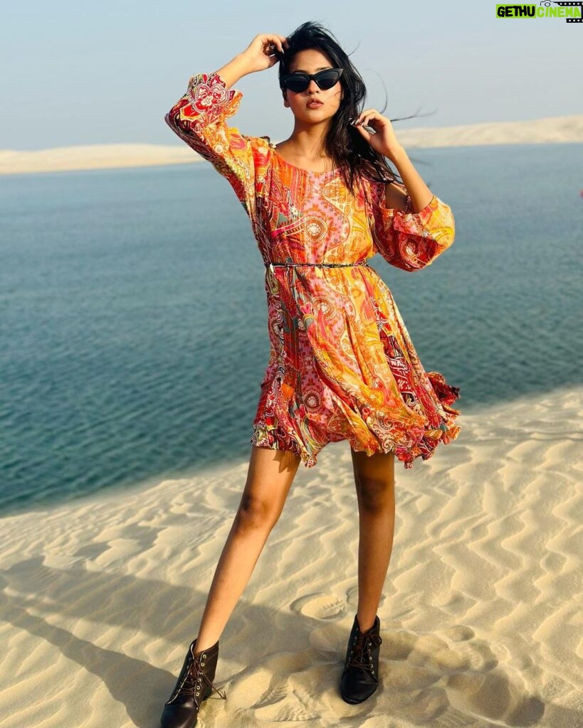 Anushka Merchande Instagram - endless summer #anushkamerchande #actress #doha #qatar #foryou #explore #instagood Desert Safari Doha