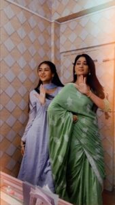 Anushka Merchande Instagram - Isse padhai ke alawa sab aata hai😂 #chavvi #maihoonaparajita @anushka_merchande 💃🏻