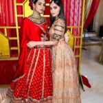 Anushka Merchande Instagram - The Serena to my Blair.🫶🏻 Makeup: @rohitsingh1176 Costume: @praanavsrathod & @singhpooja03350 #mainhoonaparajita #chhavi #disha #explore #explorepage #foryou #foryoupage