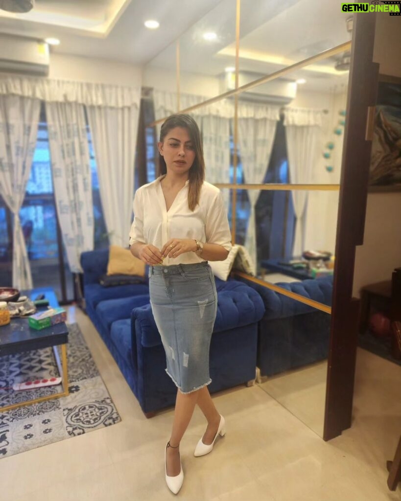 Anusree Instagram - "Wear your white outfit with a smile,and let positivity be the brightest hue"..🤍🤍🤍 Click @mahesh_bhai